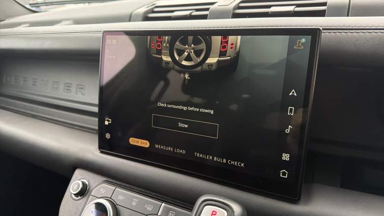 Land Rover Defender 2.0 P400e X 110 5dr Auto Estate